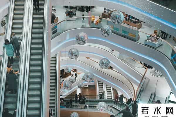 越来越多的商场闭店？大家真不爱逛商场了吗？