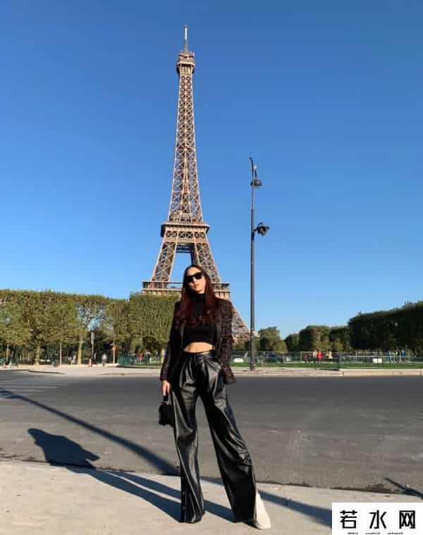 aum p,42岁的泰版鲜肉菩萨，翘臀细腰迷倒20岁奶狗，她比萧亚轩还快乐？