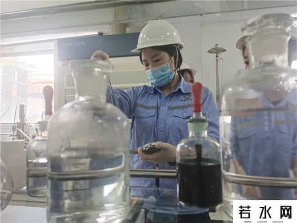 人造板生产线,“晒比看陕西日报全媒体行动走进咸阳”丨探访西北最大的人造板生产线