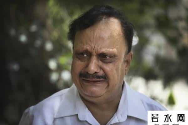 疫情后他们从中产变贫产