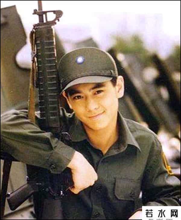 吴亦凡即将入伍