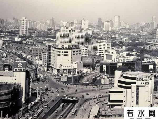 重大调整！上海知名商场将重建成30层新地标，建设期延长、业态调整