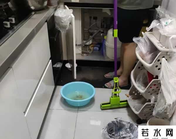 有种痛苦是省钱买了2楼，不得不说，缺点挺多的，都是教训和经验