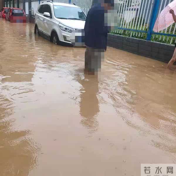 陕西勉县暴雨 一村庄失联18小时