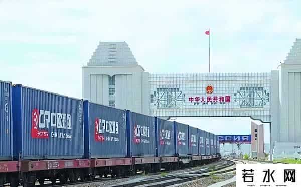 波兰这是给三国送上大礼！中吉乌铁路要加快，中欧班列真要分叉