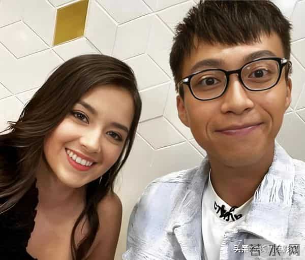 女子晒与小17岁男友成长轨迹