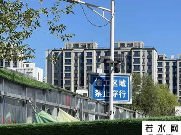 说好的规划道路，“现在里面还是废墟……”