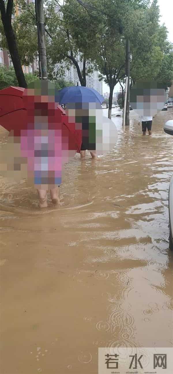 陕西勉县暴雨 一村庄失联18小时