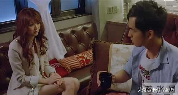 女子晒与小17岁男友成长轨迹