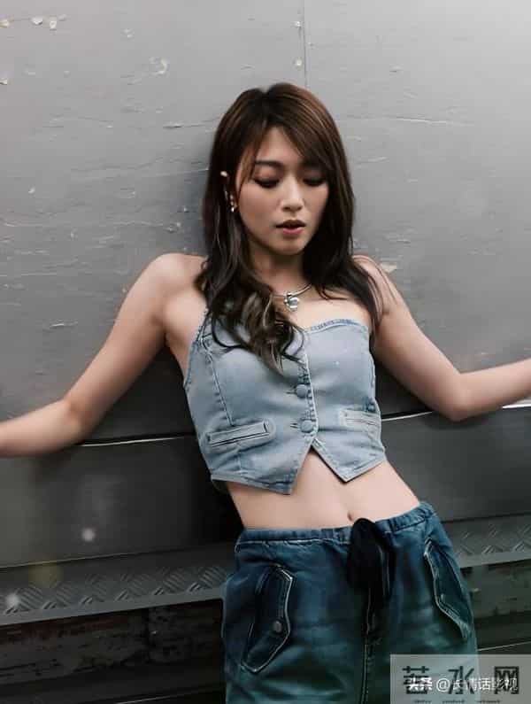 女子晒与小17岁男友成长轨迹