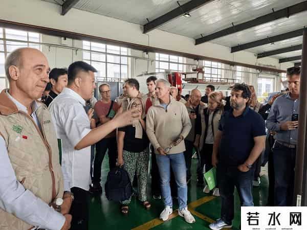趁美国大豆卖不出去，阿根廷取消出口税，向中国卖出10船大豆