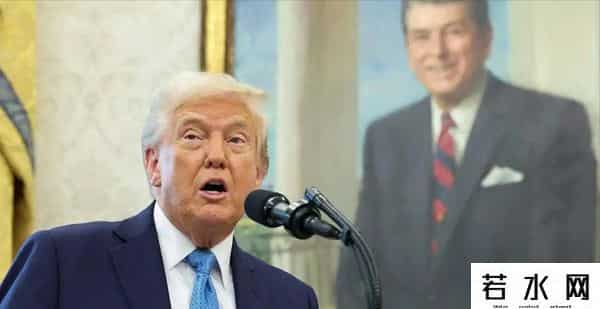 中方连续两天出手，130万吨大豆运往中国，气急的特朗普又出手了