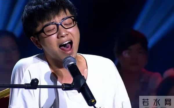 华晨宇透露妈妈因癌症去世,华晨宇妈妈周忆：儿子被骂很心痛，离世前最大心愿是儿子婚姻幸福