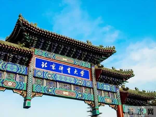 2011年黄历,洋媳妇嫁到中国，很不能理解：为什么中国结婚还要选日子？