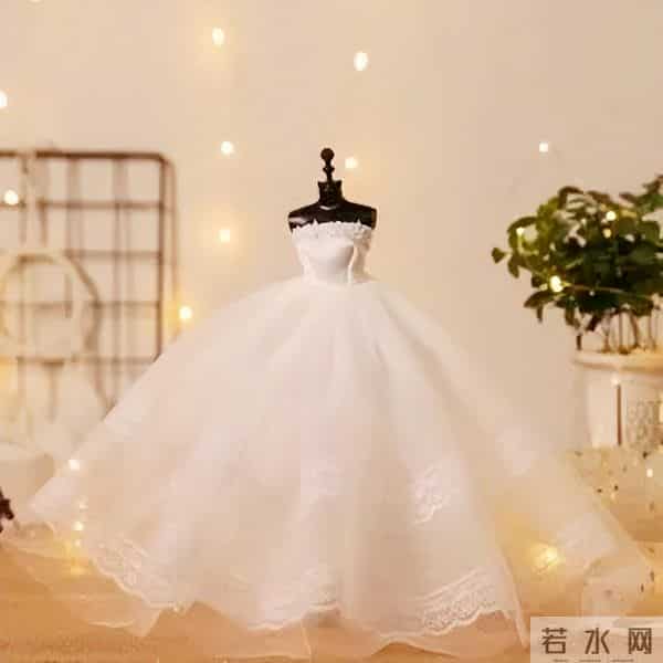 2011年黄历,洋媳妇嫁到中国，很不能理解：为什么中国结婚还要选日子？