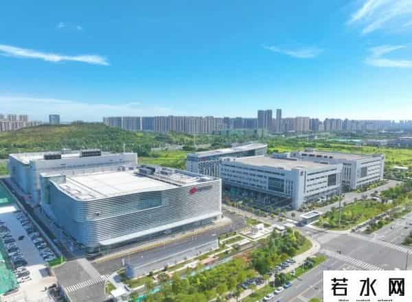 今早，光谷诞生湖北首家A股千亿市值企业