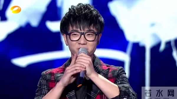 华晨宇透露妈妈因癌症去世,华晨宇妈妈周忆：儿子被骂很心痛，离世前最大心愿是儿子婚姻幸福