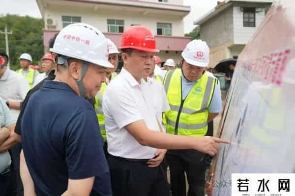 南昌局集团公司到中铁一局长赣高铁9标项目开展平推检查工作