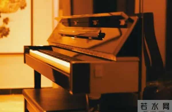 华晨宇透露妈妈因癌症去世,华晨宇妈妈周忆：儿子被骂很心痛，离世前最大心愿是儿子婚姻幸福