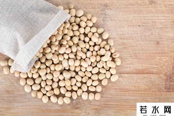 中方连续两天下单，130万吨大豆运往中国，美豆农面临收成危机