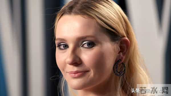 阿比吉尔·布莱斯林,阿比吉尔·布莱斯林的阴暗面 童星的模板 未走错过一步