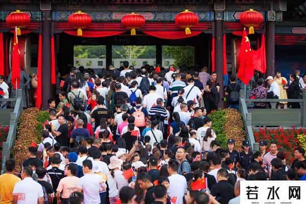 国庆即将到来，三个好消息传来，信号越来越强烈！