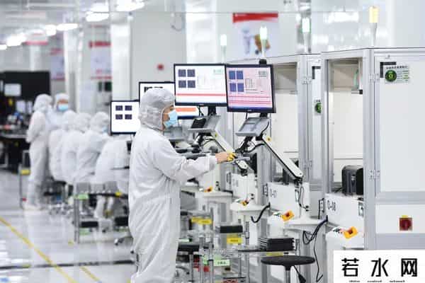 湖北首家A股千亿市值企业诞生