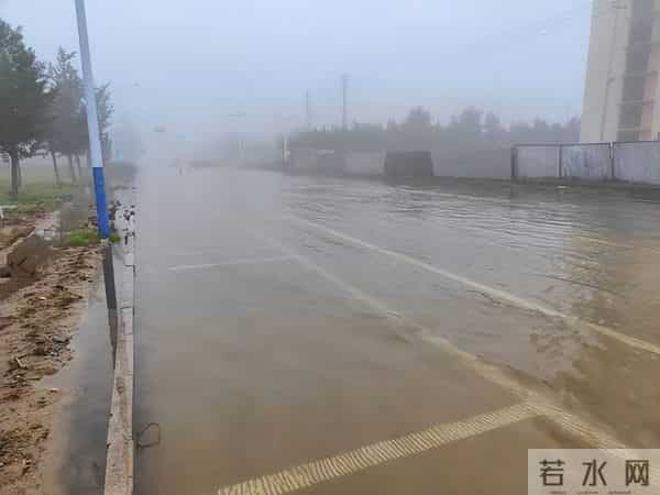 5万买海景房乳山银滩跌成海边鹤岗