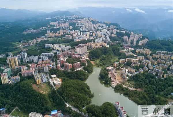 隆鑫花漾的山谷