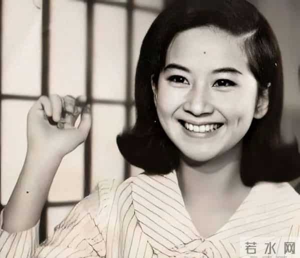 陈素怡：恭喜！71岁薛家燕将荣升奶奶，儿媳妇临盆在即拍孕照，疑一索得男