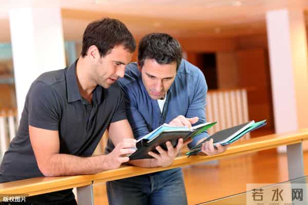 qq狗仔队:揭秘杨幂、李现偷拍事件背后的罪魁祸首——大陆狗仔队的运作机制