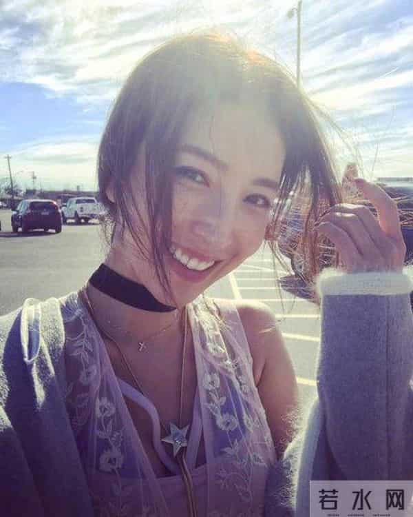 杨谨华男友：杨谨华结婚老公是谁资料背景 杨谨华与丈夫亲密正面照曝光