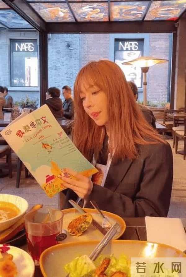 新加坡杨振兆个人资料