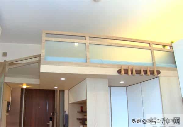 19楼空间:香港90后夫妻的19㎡小家,利用2.9m层高做夹层,2个人住太爽了!