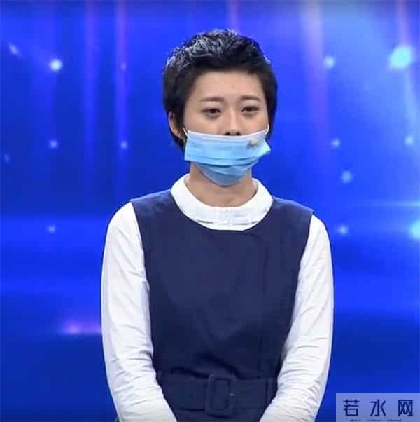 老虎伤人女主角摘口罩