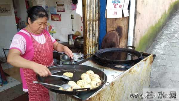 果儿姐：贵州不但有暖心的王果儿和有趣的毛毛姐，更有独特的美食，好嗨哟