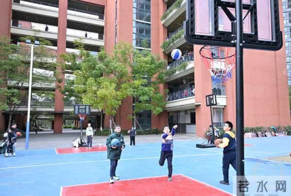 重庆课表:新学期“动”起来!每天两次大课间体育活动进入重庆中小学课表