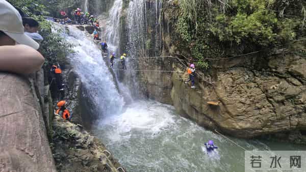 邻水天意谷:邻水·华蓥山天意谷