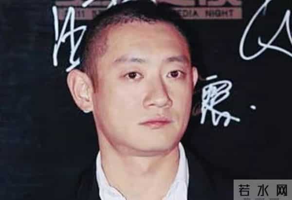 王珂的父亲:汪小菲中年失婚,王珂被嘲软饭男,风格一时的京圈四少令人唏嘘