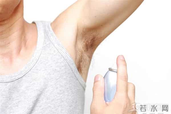 腋毛论坛:世界上80%的人有体臭,在中国却80%的人“无味”,原因何在?