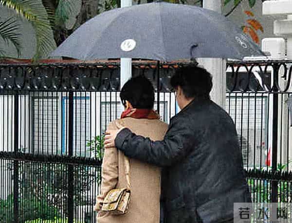 徐濠萦骂中国人