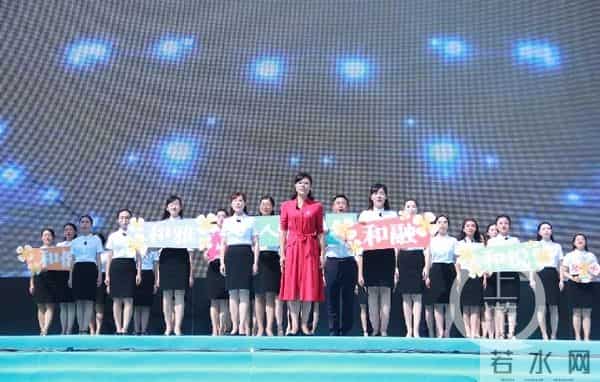 人和街小学：渝北打造一批优质名校，空港新城人和街小学今日正式投入使用