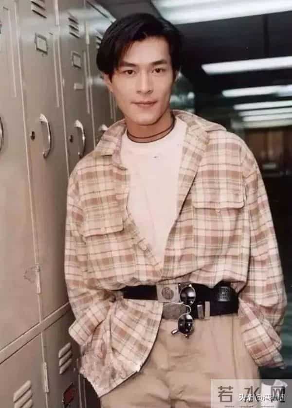 官恩娜个人资料