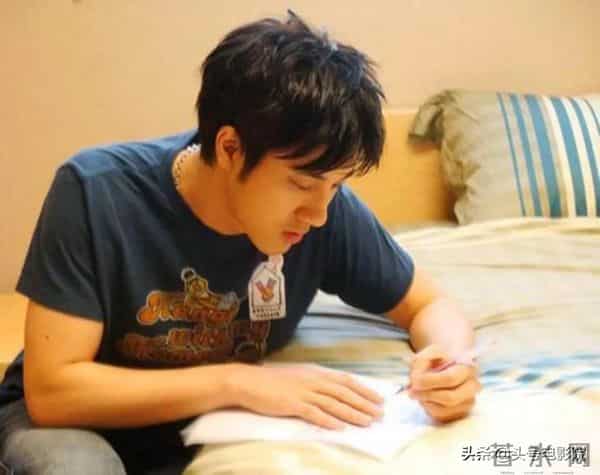 西春美智子:可笑!王力宏回应露马脚:4种方式称呼李靓蕾,说爱孩子却打错字