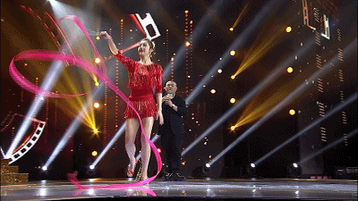 鲍语嫣：千面套娃鲍语嫣，每一层都给你一个惊喜！