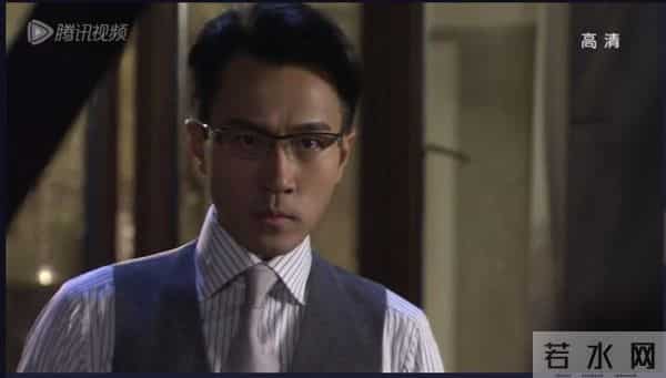 刘恺威肘击颖儿