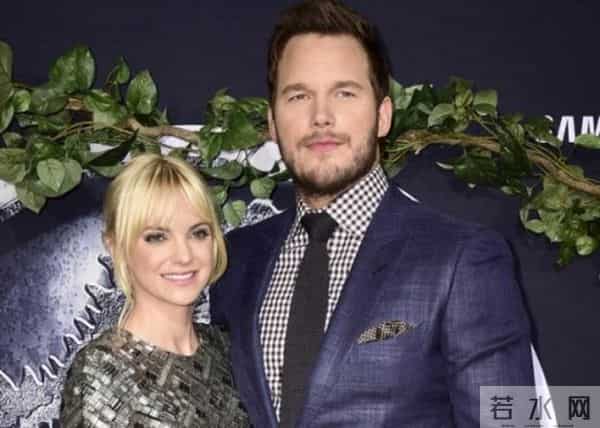 星爵离婚：“星爵”克里斯与妻子申请离婚 正式结束八年婚姻