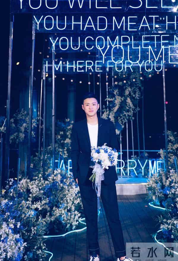 花珊珊：王岳伦恋上花珊珊，软饭男和精明女的较量，还是男人都爱女网红？