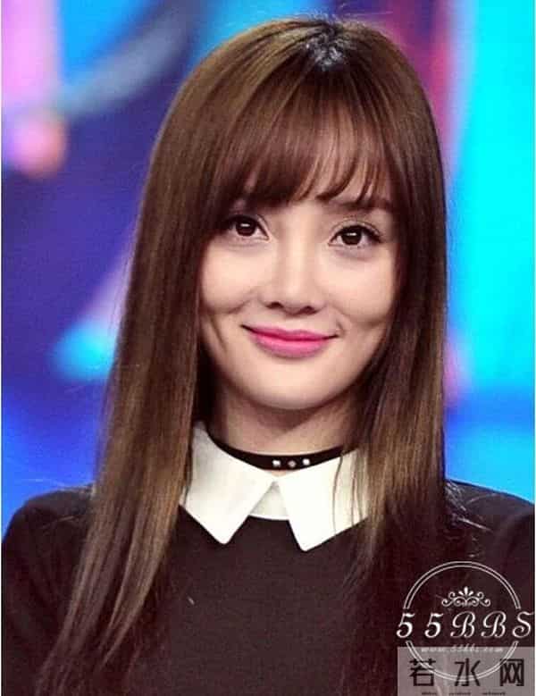 电眼美女购物狂