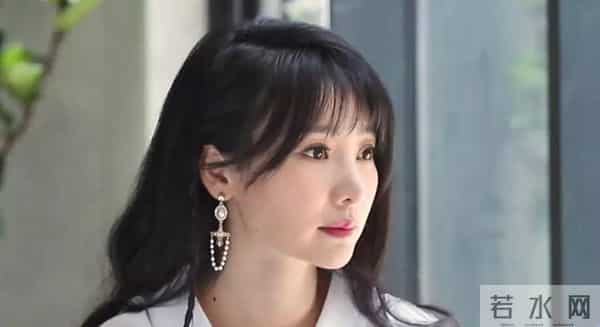 柳岩的胸有多大